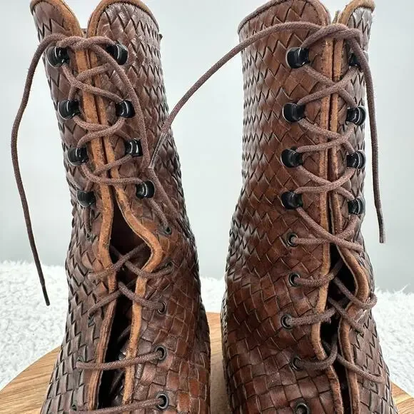 J. Peterman Boots Womens 7.5 Brown Leather Weaved Granny Victorian Academia - Picture 6 of 16